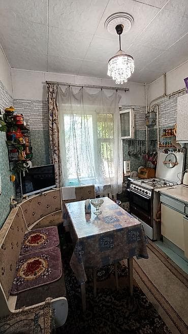 75: 2 комнаты, 56 м², Кудайберген авторынок 105 серия, 1 этаж — 4