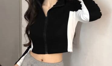 спортивное оборудование: Рашгард новый в отличном состоянии размер s,m подходит для занятий — 2