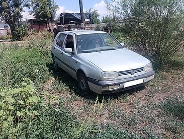 Транспорт: Volkswagen Golf: 1993 г., 1.8 л, Механика, Бензин, Хэтчбэк — 1