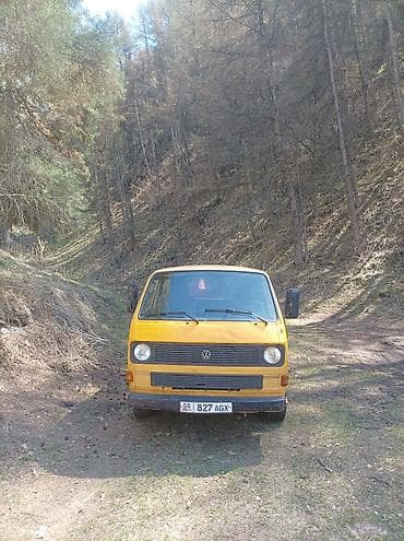 Volkswagen Transporter: 1985 г., 1.8 л, Механика, Бензин, Фургон
