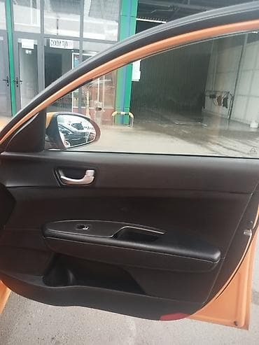 оранжевый к5: Kia K5: 2017 г., 2 л, Газ, Седан — 8