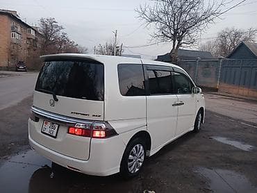 step 2: Honda Stepwgn: 2005 г., 2 л, Автомат, Бензин, Минивэн — 3