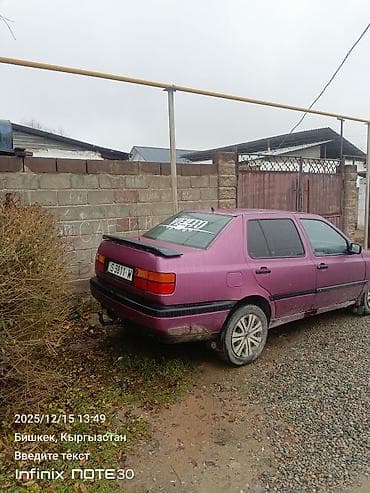 r kiper: Volkswagen Vento: 1992 г., 2 л, Механика, Бензин — 6