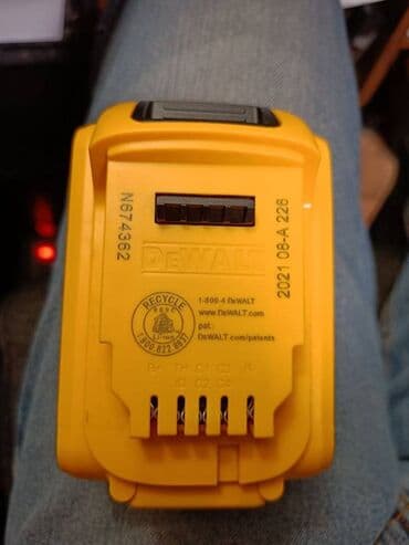 скупка аккумуляторов цена: Аккумулятор DeWALT DCB205 20V 5AH из США Оригинальный аккумулятор — 3