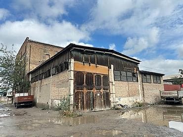 23: Здание, Действующий 2700 м² — 1