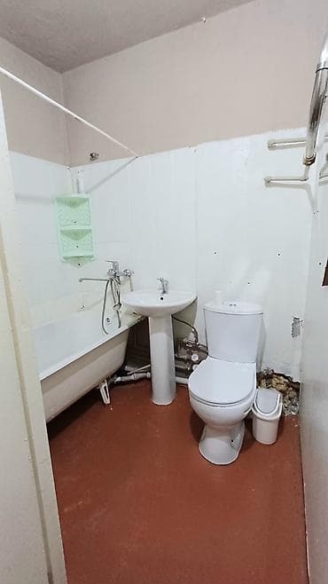 110 кварталл: 1 комната, 38 м², 104 серия, 1 этаж — 10
