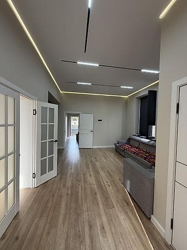 последующим: Аренда офисов, 220 м², В частном доме, С оборудованием, С отдельной кухней, С отдельным сан узлом — 4