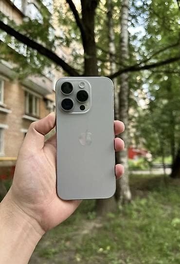 note 8 pro: Apple iPhone (серия Pro) - Цвет: светлый (серебристый/белый), матовое — 1