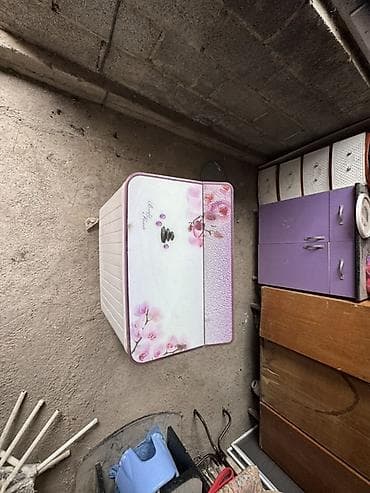 Полуавтоматическая мини‑стиральная машина с отжимом (двухсекционная)