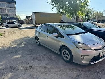corolla s: Toyota Prius: 2012 г., Вариатор, Гибрид, Лифтбек — 5