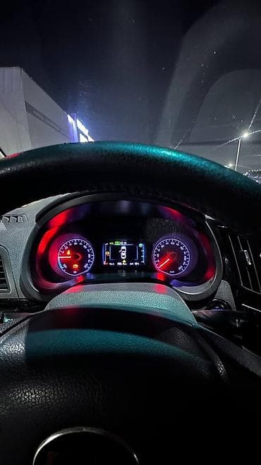 BYD: BYD E5: 2017 г., Автомат, Бензин, Седан — 5