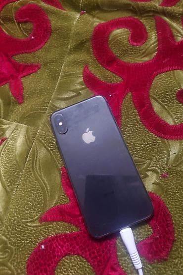 IPhone X, Б/у, 64 ГБ, Серебристый, Зарядное устройство, 98 %