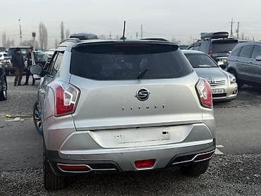 авто в такси: Ssangyong Tivoli: 2019 г., 1.6 л, Автомат, Бензин, Кроссовер — 4