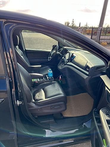 crv 2: Honda Odyssey: 2019 г., 3.5 л, Автомат, Бензин, Минивэн — 9