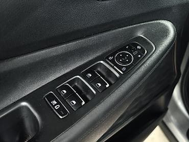 Продажа авто: Hyundai Santa Fe: 2019 г., Автомат, Дизель, Кроссовер — 10