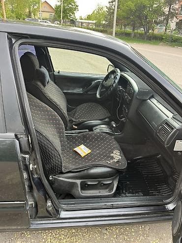Volkswagen: Volkswagen Passat: 1994 г., 1.8 л, Автомат, Бензин, Седан — 6