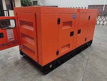 Дизельный генератор в шумозащитном кожухе (HEAVY DUTY Silent Diesel