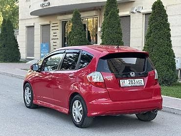 Honda Fit: 2009 г., 1.5 л, Автомат, Бензин, Хэтчбэк — 7