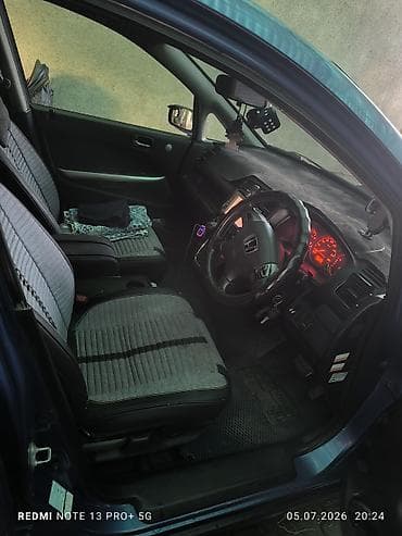 pod: Honda Stream: 2005 г., 2 л, Автомат, Минивэн — 7
