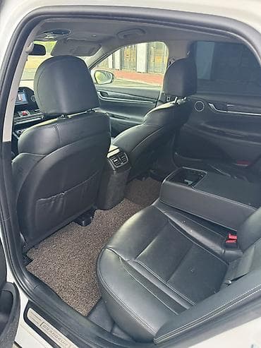 byd e2: Hyundai Grandeur: 2018 г., 3 л, Автомат, Газ, Седан — 7