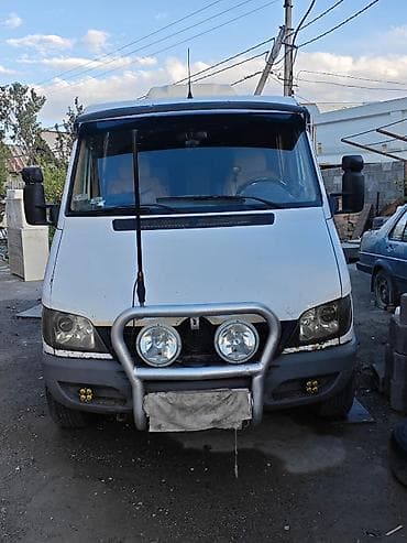 автономку: Mercedes-Benz Спринтер: 2003 г., 2.2 л, Механика, Дизель, Бус — 1