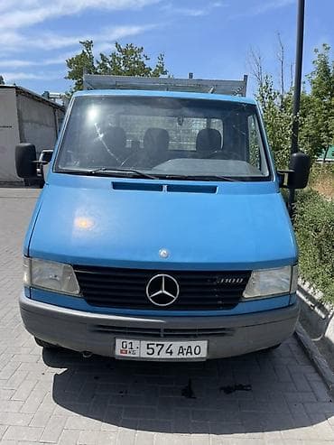 Mercedes-Benz 310D (Sprinter) — бортовой/фермерский грузовик. - — 1