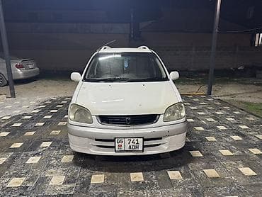 дубль кобина: Компактный пятидверный хэтчбек/минивэн белого цвета. Характеристики и — 2