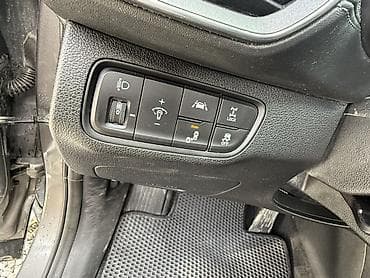 порог на карнивал: Hyundai Santa Fe: 2019 г., 2.2 л, Автомат, Дизель, Внедорожник — 10