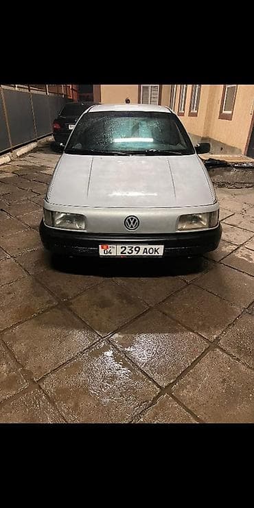 audi rs3: Volkswagen Passat: 1989 г., Седан — 5