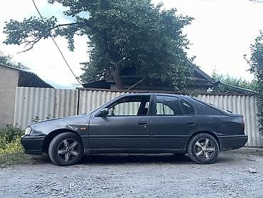 mark 3: Nissan Primera: 1992 г., 1.6 л, Механика, Бензин, Хэтчбэк — 2