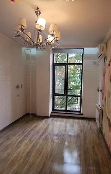 Продажа квартир: 3 комнаты, 74 м², Индивидуалка, Боконбаева/Уметалиева Индивидуалка, 2 этаж — 5