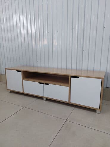 купить стеклянную подставку под телевизор: Тумба под телевизор Заря 1,6 ✓ В наличии ✓ Оплата после получения — 1