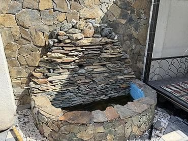 мансард: Продаётся добротный частный дом, по документам 5 соток по факту 6, дом — 7