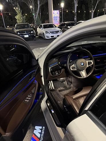 BMW 5 series: 2020 г., 2 л, Автомат, Бензин — 3