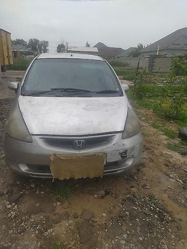 70 сом: Honda Fit: 2002 г. — 3
