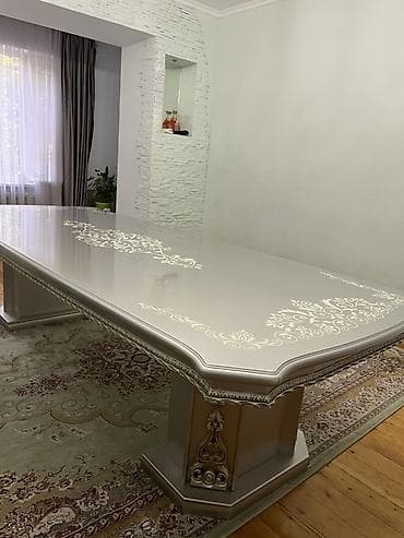 фуршетный стол: Большой обеденный/банкетный стол в классическом стиле. - Форма — 4