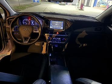 range rover vogue: Hyundai Sonata: 2017 г., Газ, Седан — 5