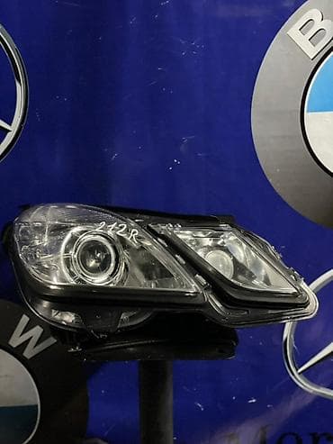 фара 212: Передняя правая фара Mercedes-Benz 2010 г., Б/у, Оригинал, Япония — 1