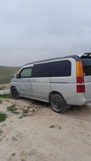 домкрат для машины цена: Honda Stepwgn: 2002 г., 2 л, Автомат, Бензин, Вэн/Минивэн — 2