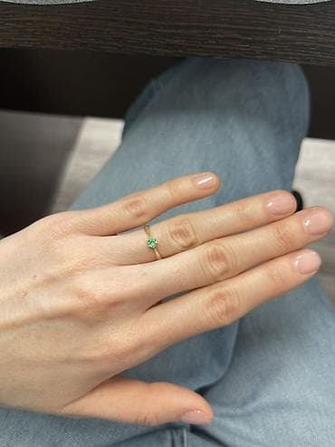 Жеке буюмдар: Шакек, Сүйүү шакеги, Үлгүсү 585, Аялдарга, Изумруд, Жаңы — 1