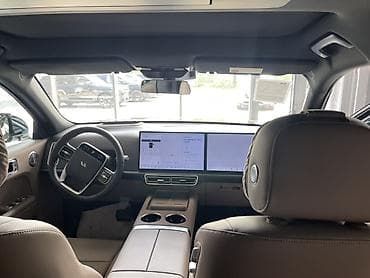 тесла машины: Lixiang L7: 2025 г., 1.5 л, Автомат, Электромобиль, Кроссовер — 3