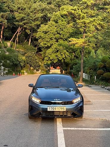 byd e9: Kia K3: 2021 г., 1.6 л, Вариатор, Бензин, Седан — 1