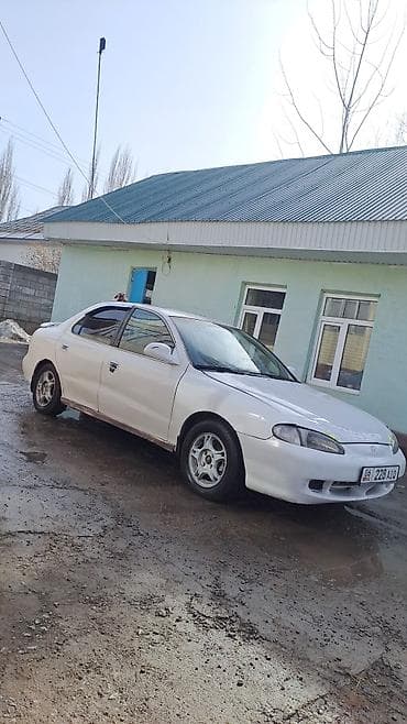 sprinter 315: Hyundai Avante: 1995 г., 1.8 л, Механика, Бензин, Лифтбек — 1