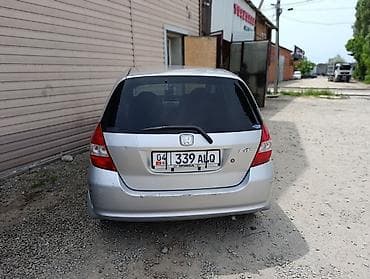 Продажа авто: Honda Fit: 2003 г., 1.3 л, Вариатор, Бензин, Хэтчбэк — 5