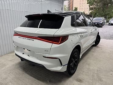 е2: BYD E2: 2021 г., Электромобиль, Хетчбек — 3