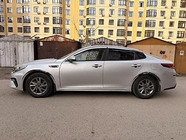 Транспорт: Kia K5: 2019 г., 2 л, Автомат, Газ, Седан — 4