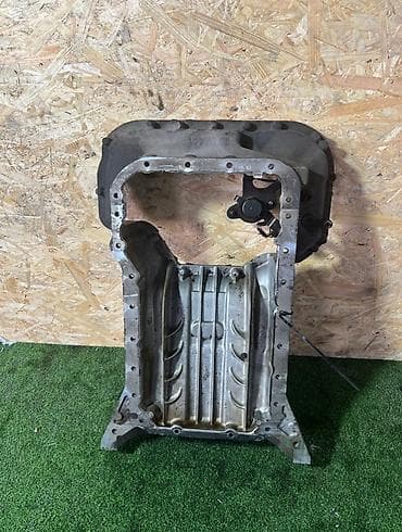 Поддон двигателя Mercedes-Benz V-class VITO W639 М272Е35 3.5 2012
