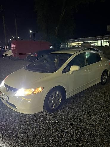 муравей с бензином: Honda Civic: 2007 г., 1.3 л, Автомат, Бензин, Седан — 7