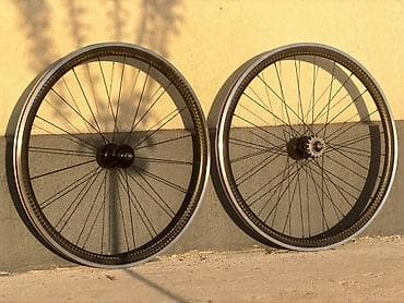 колеса 12: Колеса в сборе R 23, Б/у, Пара — 6