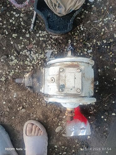 1 nz: Редуктор (угловой/поворотный) промышленного типа Описание: - — 1